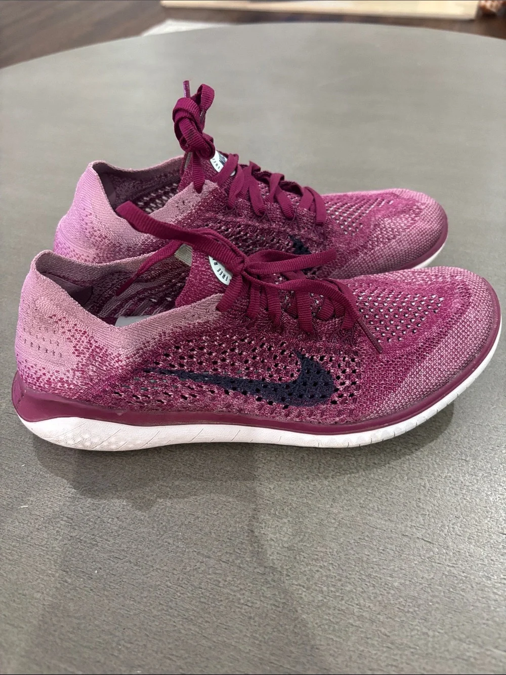 Nike women flyknit